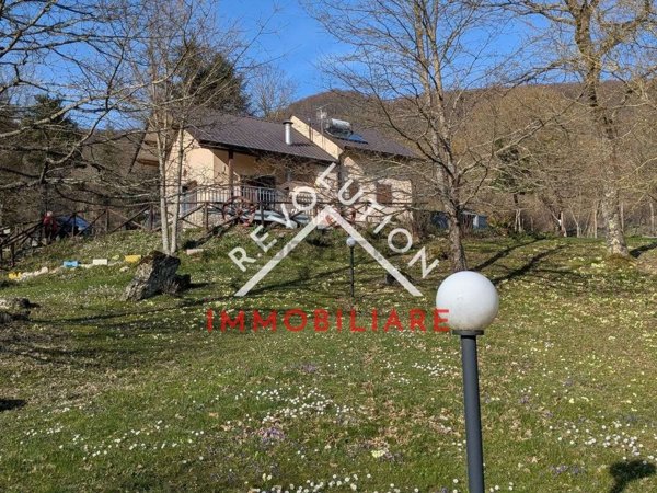 casa indipendente in vendita a San Giustino