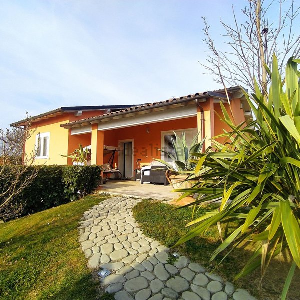 casa indipendente in vendita a San Giustino