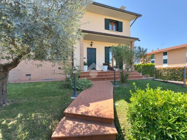 appartamento in vendita a San Giustino in zona Selci/Lama