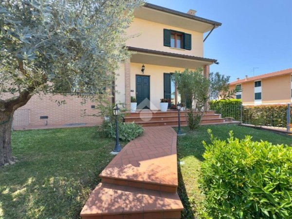 appartamento in vendita a San Giustino in zona Selci/Lama