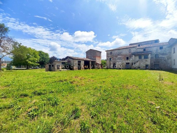 casale in vendita a San Giustino