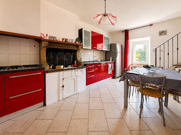 appartamento in vendita a San Giustino in zona Selci/Lama