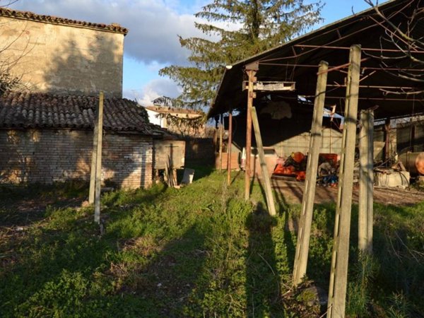 casa indipendente in vendita a San Giustino in zona Selci/Lama