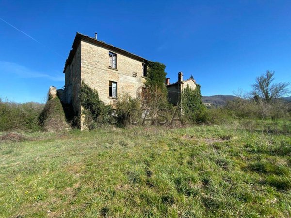 casa indipendente in vendita a San Giustino in zona Selci/Lama
