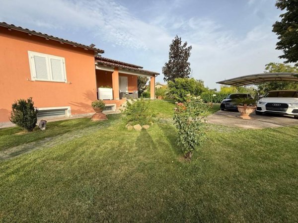 casa indipendente in vendita a San Giustino in zona Celalba