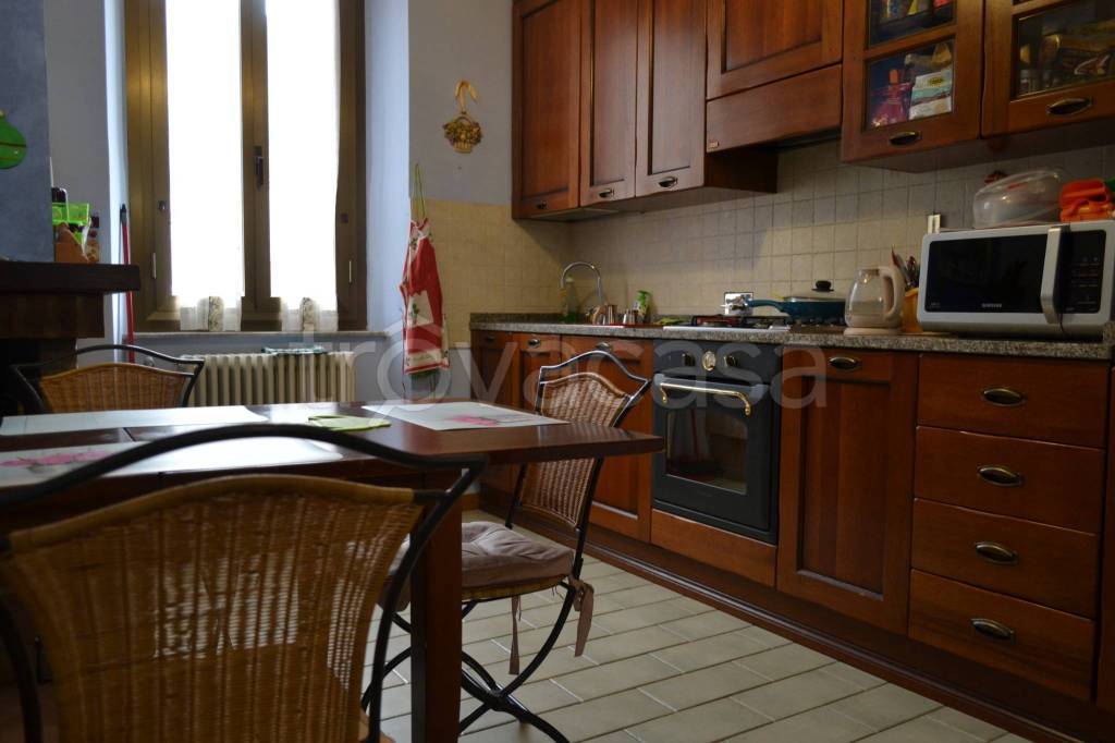 appartamento in vendita a Sant'Anatolia di Narco