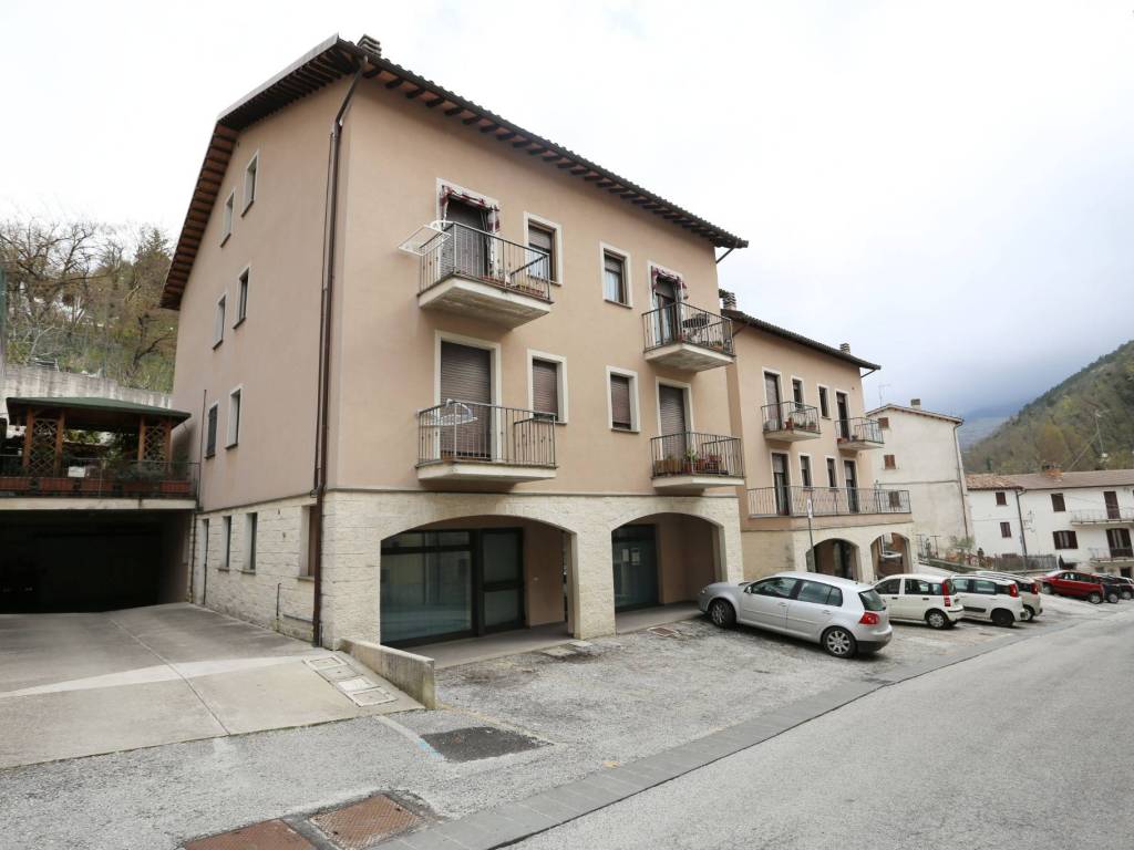 appartamento in vendita a Scheggia e Pascelupo