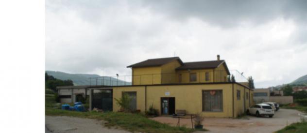 locale commerciale in vendita a Scheggia e Pascelupo in zona Pascelupo