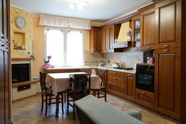 appartamento in vendita a Scheggia e Pascelupo