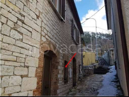 appartamento in vendita a Scheggia e Pascelupo in zona Pascelupo