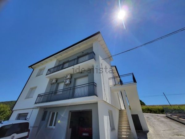 appartamento in vendita a Scheggia e Pascelupo in zona Ponte Calcara