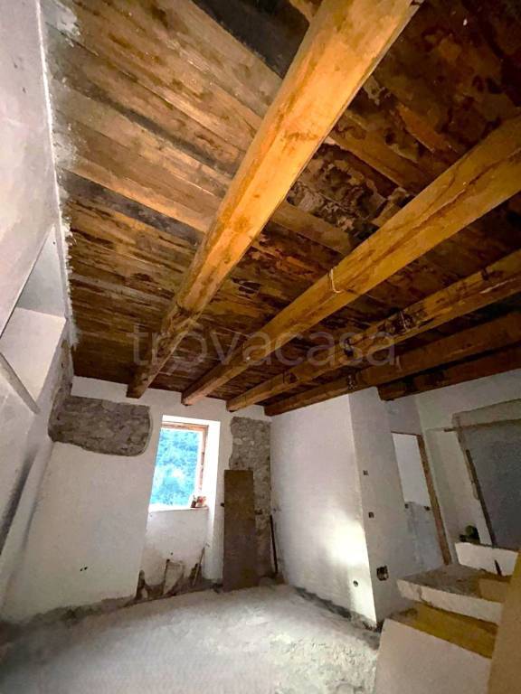 appartamento in vendita a Scheggino