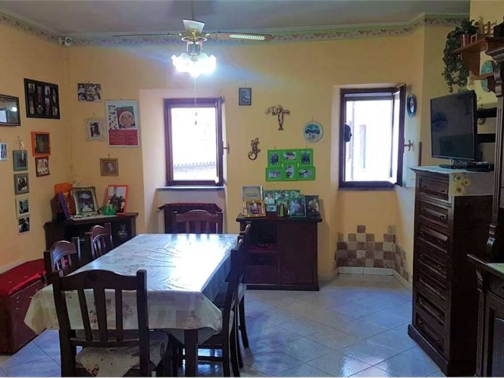 appartamento in vendita a Scheggino