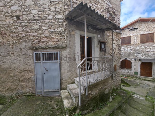 quadrivano in vendita a Scheggino in zona Monte San Vito