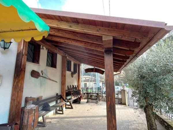 negozio in vendita a Scheggino in zona Ceselli