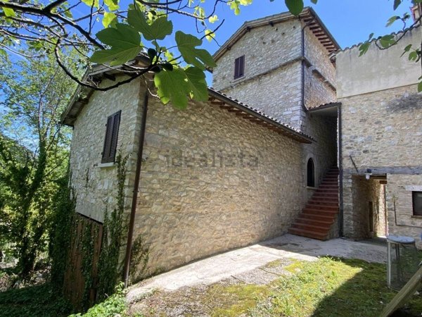 appartamento in vendita a Scheggino