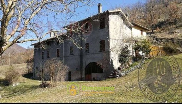 appartamento in vendita a Sellano