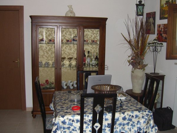 casa indipendente in vendita a Sellano