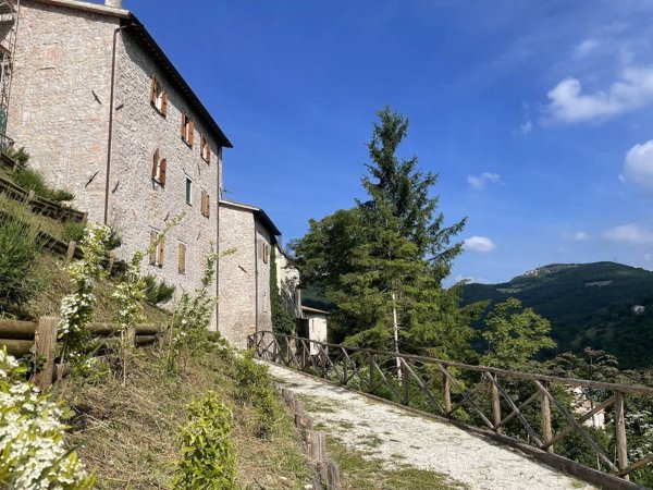 appartamento in vendita a Sellano