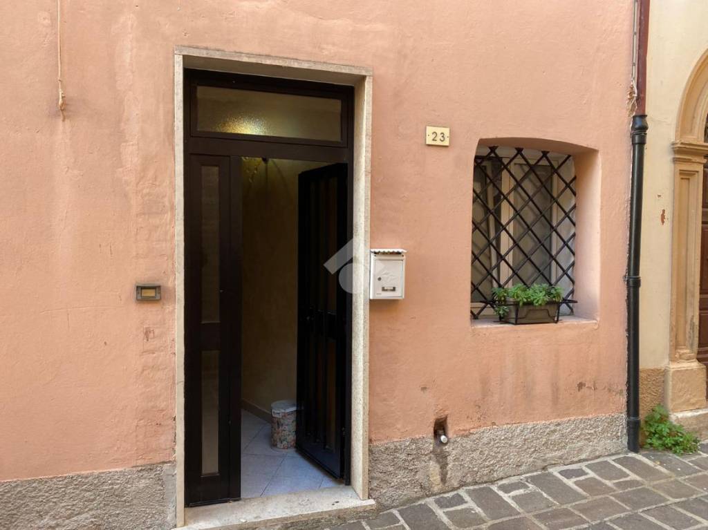 casa indipendente in vendita a Sigillo