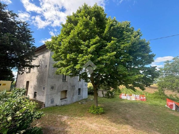 casa indipendente in vendita a Sigillo