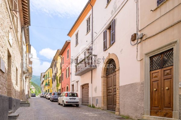 casale in vendita a Sigillo