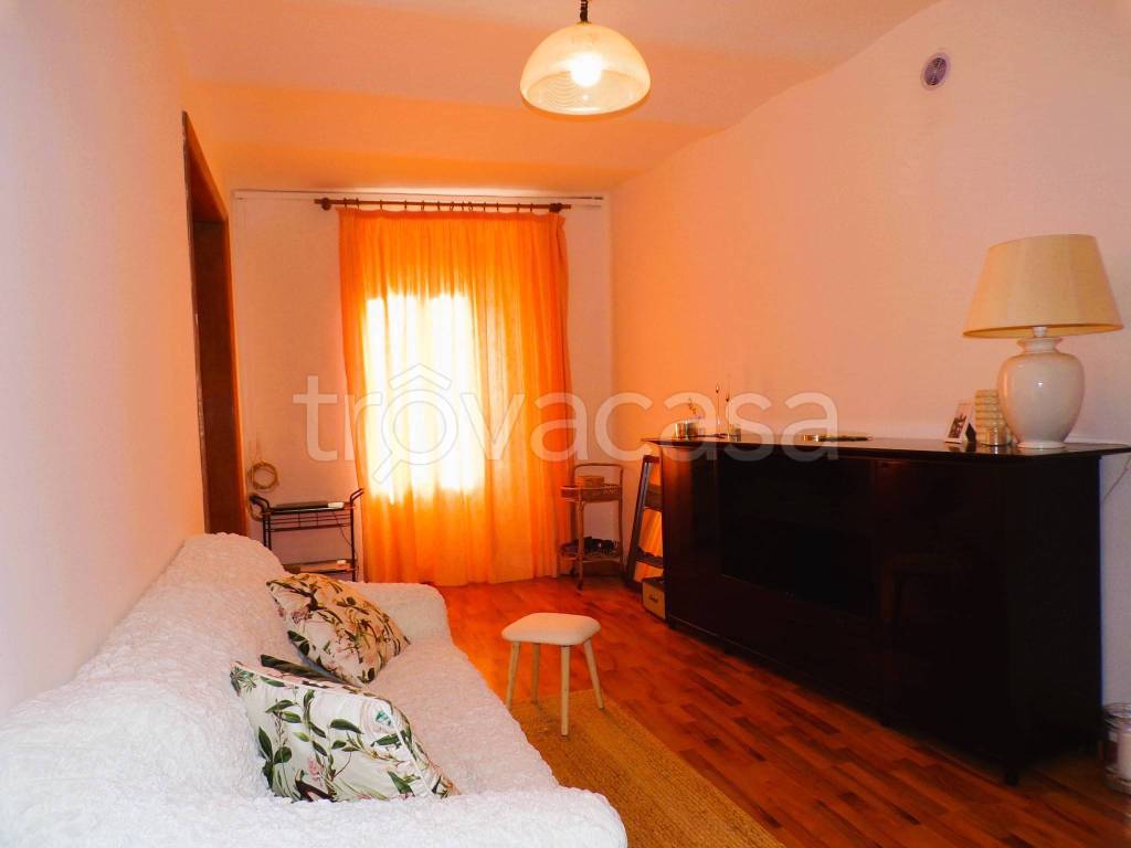 casa indipendente in vendita a Sigillo