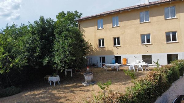 casa indipendente in vendita a Sigillo