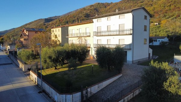 casa indipendente in vendita a Sigillo