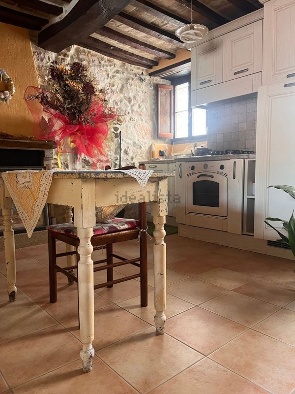 appartamento in vendita a Sigillo