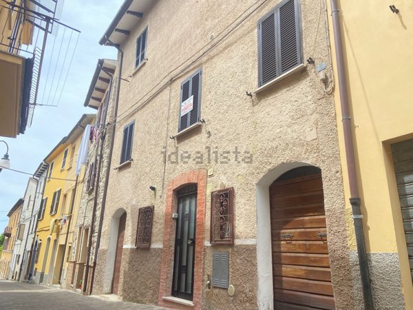 casa indipendente in vendita a Sigillo