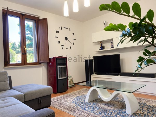 casa indipendente in vendita a Sigillo