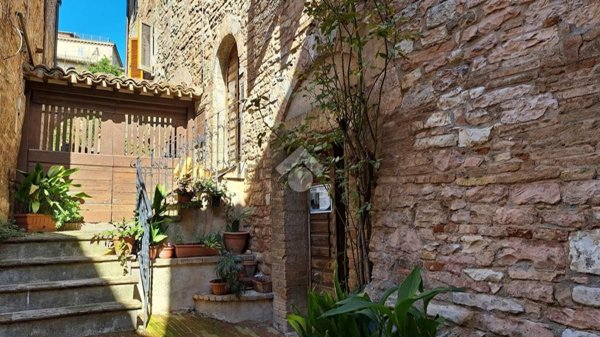 appartamento in vendita a Spello