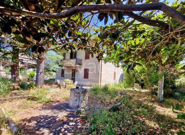 villa in vendita a Spello