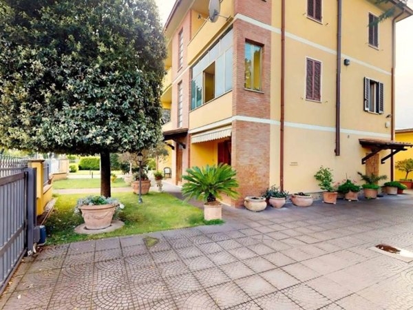 appartamento in vendita a Spello in zona Acquatino