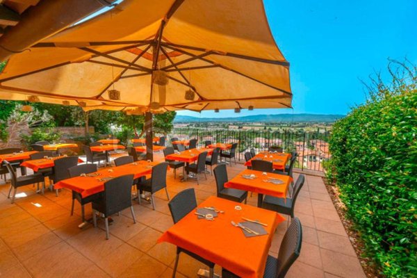 negozio in vendita a Spello