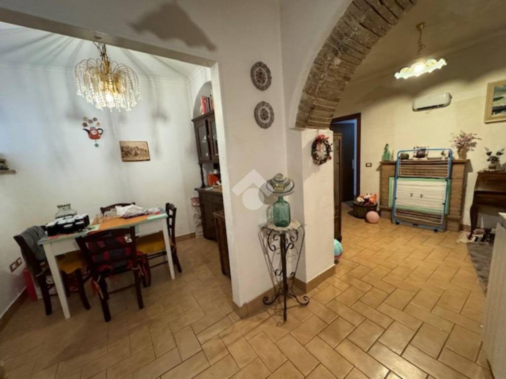 appartamento in vendita a Spello in zona Collepino