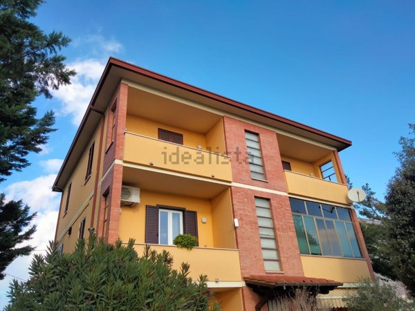 appartamento in vendita a Spello