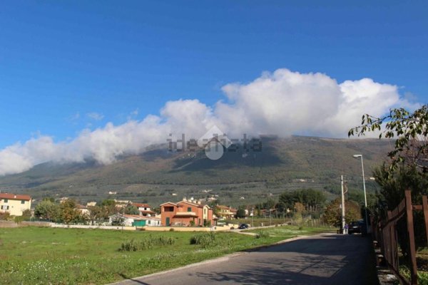 terreno edificabile in vendita a Spello