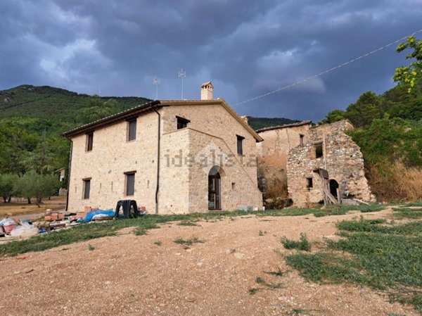 appartamento in vendita a Spello