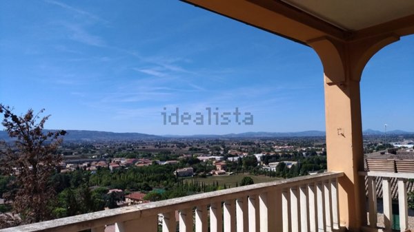 appartamento in vendita a Spello