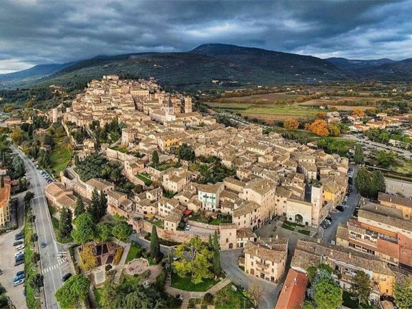 appartamento in vendita a Spello