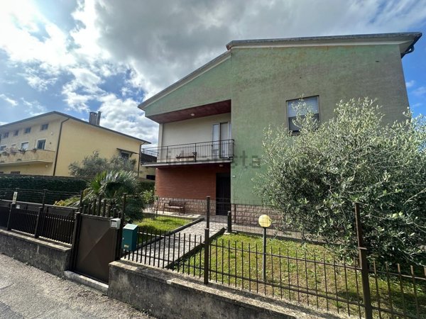 quadrivano in vendita a Spello