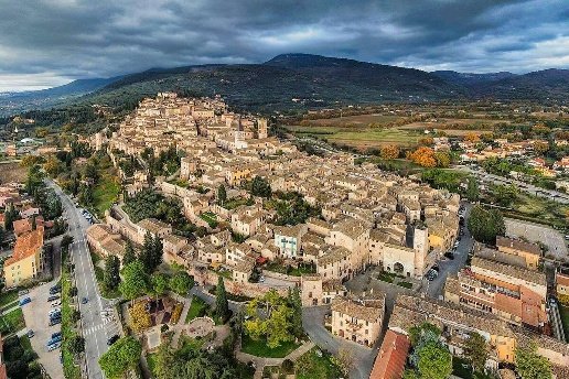 appartamento in vendita a Spello