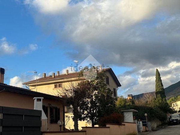 appartamento in vendita a Spello in zona Capitan Loreto