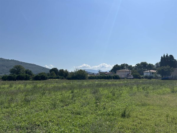 terreno in vendita a Spello