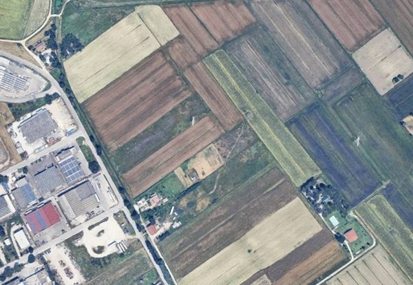 terreno in vendita a Spello in zona Limiti