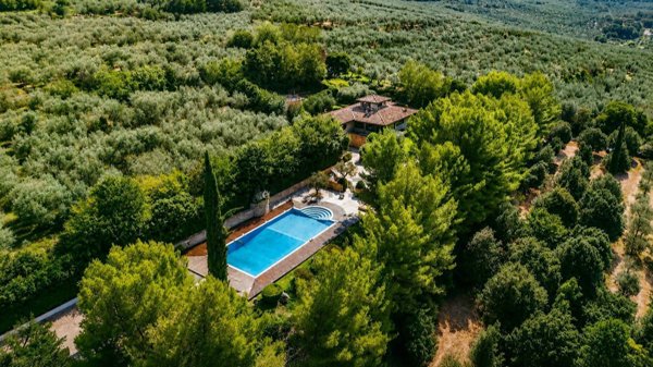 casa indipendente in vendita a Spello in zona Capitan Loreto