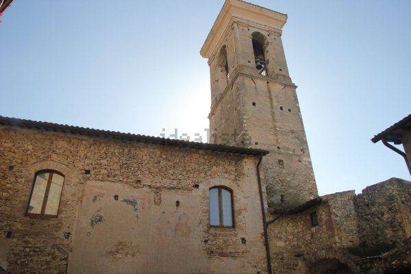 appartamento in vendita a Spoleto in zona Eggi