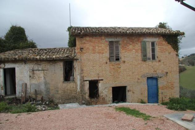 casa indipendente in vendita a Spoleto in zona San Silvestro